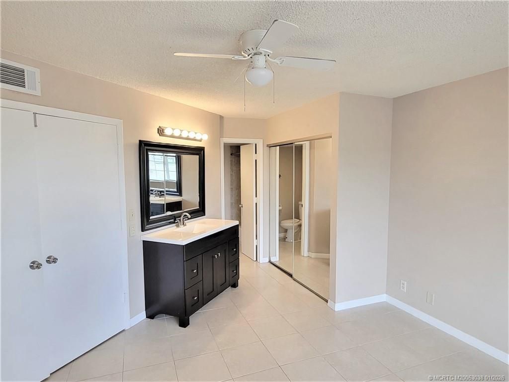 1526 SE Royal Green Circle, Unit 205, Port Saint Lucie, FL 34952 Photo