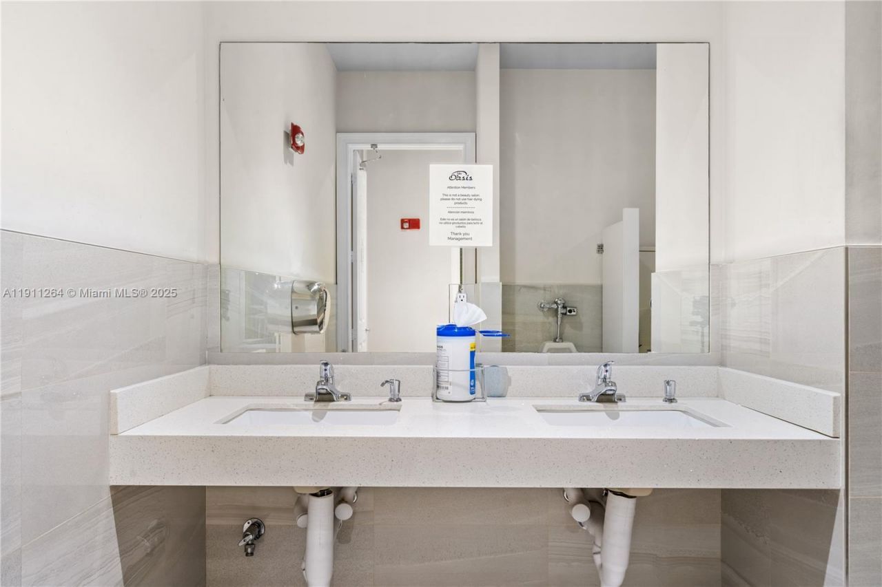 2741 NE 4th St, Unit 103, Homestead, FL 33033 Photo