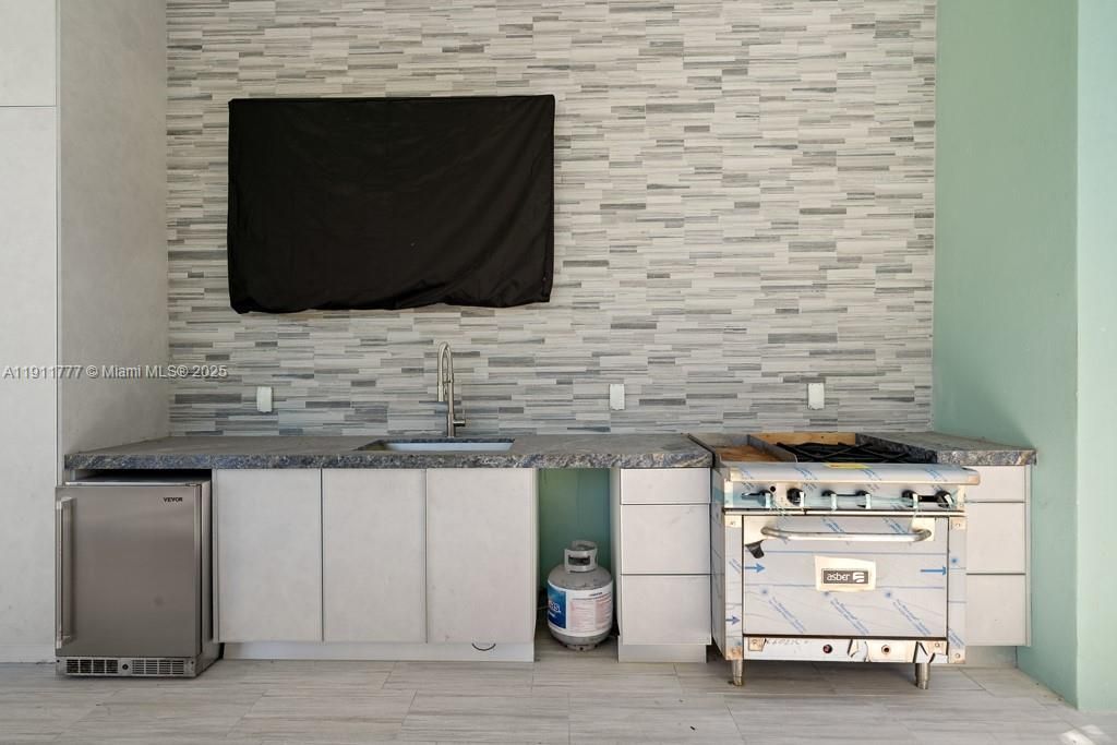 112 Avenue D, Unit 1, Marathon, FL 33050 Photo