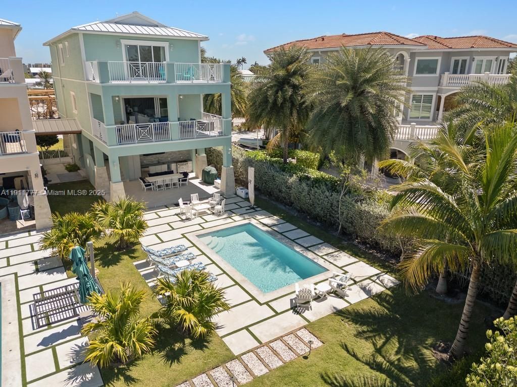 112 Avenue D, Unit 1, Marathon, FL 33050 Photo