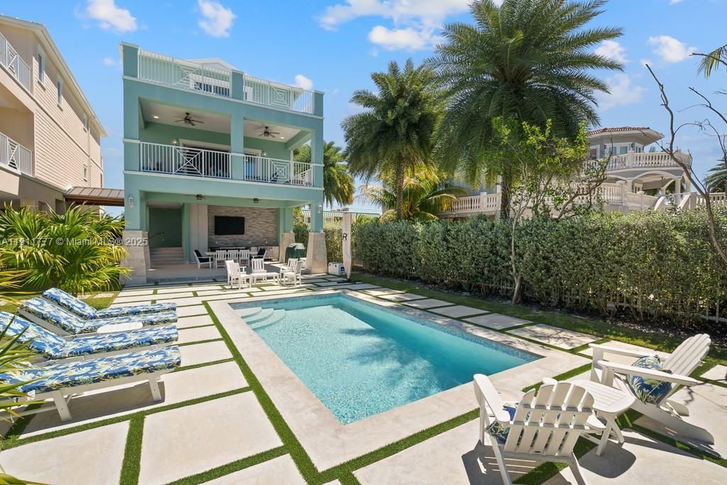 112 Avenue D, Unit 1, Marathon, FL 33050 Photo