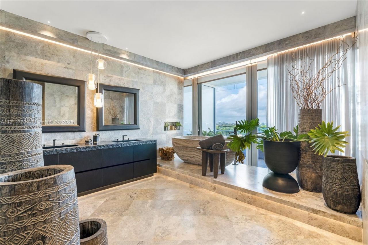 9111 Collins Ave, Unit N-721, Surfside, FL 33154 Photo