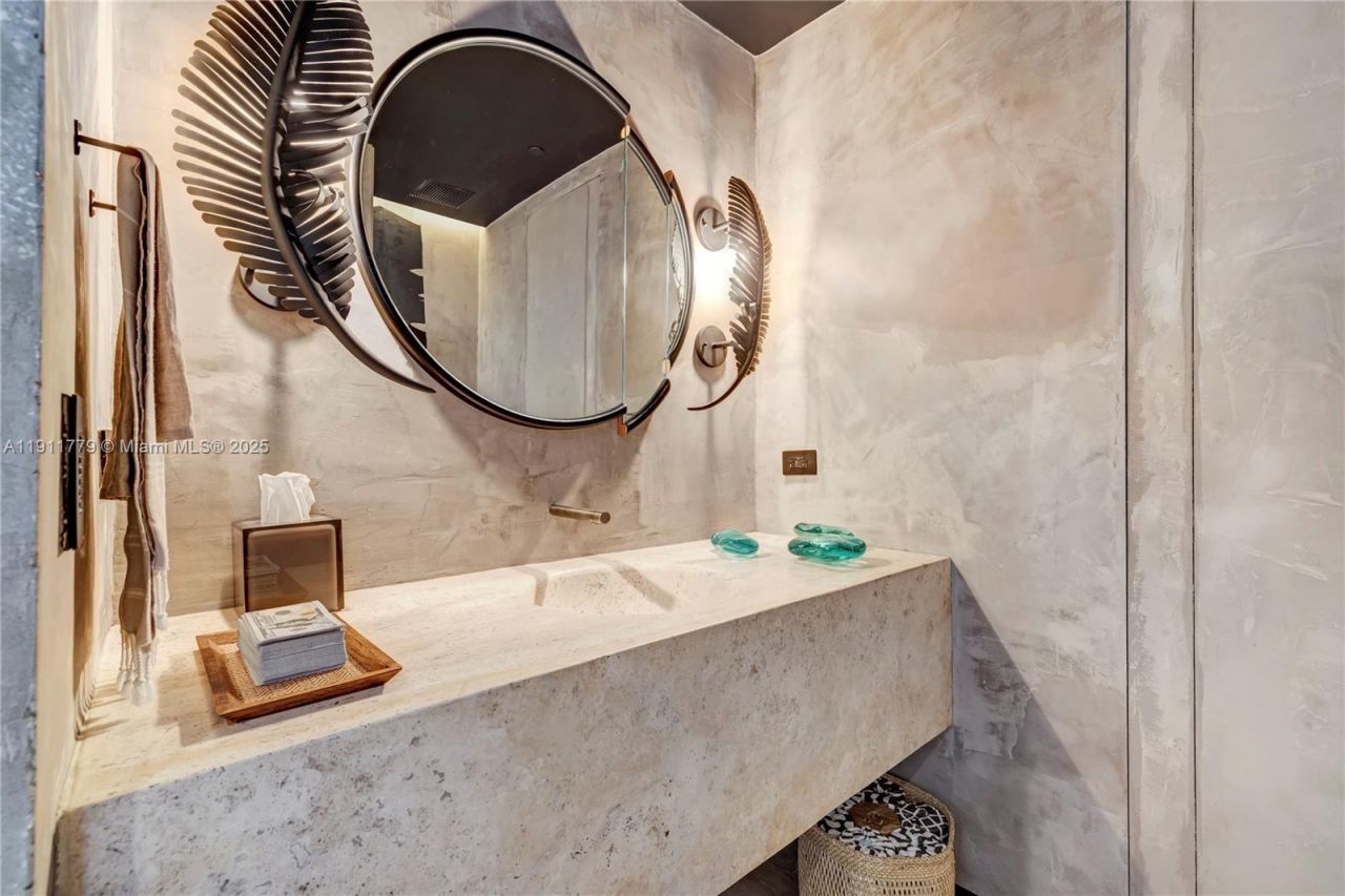 9111 Collins Ave, Unit N-721, Surfside, FL 33154 Photo