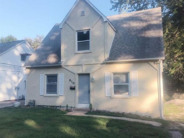 610 E Monroe Street, Belleville, IL 62220