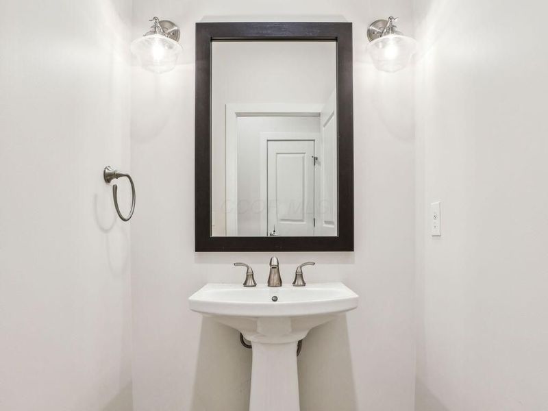 6745 Longshore Street, Unit 404, Dublin, OH 43017 Photo 10