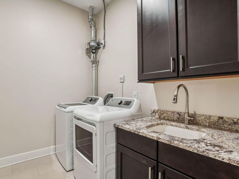 6745 Longshore Street, Unit 404, Dublin, OH 43017 Photo 12