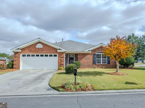 2 N Pointe Drive NE, Rome, GA 30161