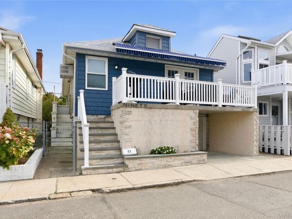 90 Connecticut Avenue, Long Beach, NY 11561