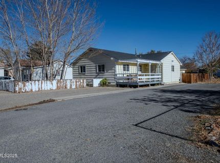 224 S Nevada Street, Yerington, NV 89447 Photo