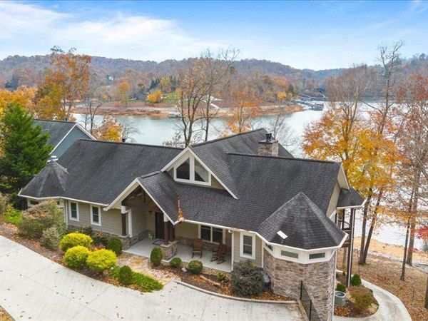 493 Bankwood Lane, LaFollette, TN 37766