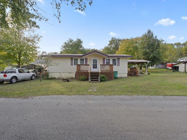 886 Hart Circle, Noel, MO 64854