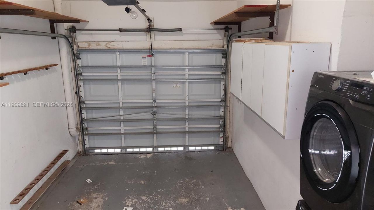 255 Poinciana Dr, Unit 605, Sunny Isles Beach, FL 33160 Photo