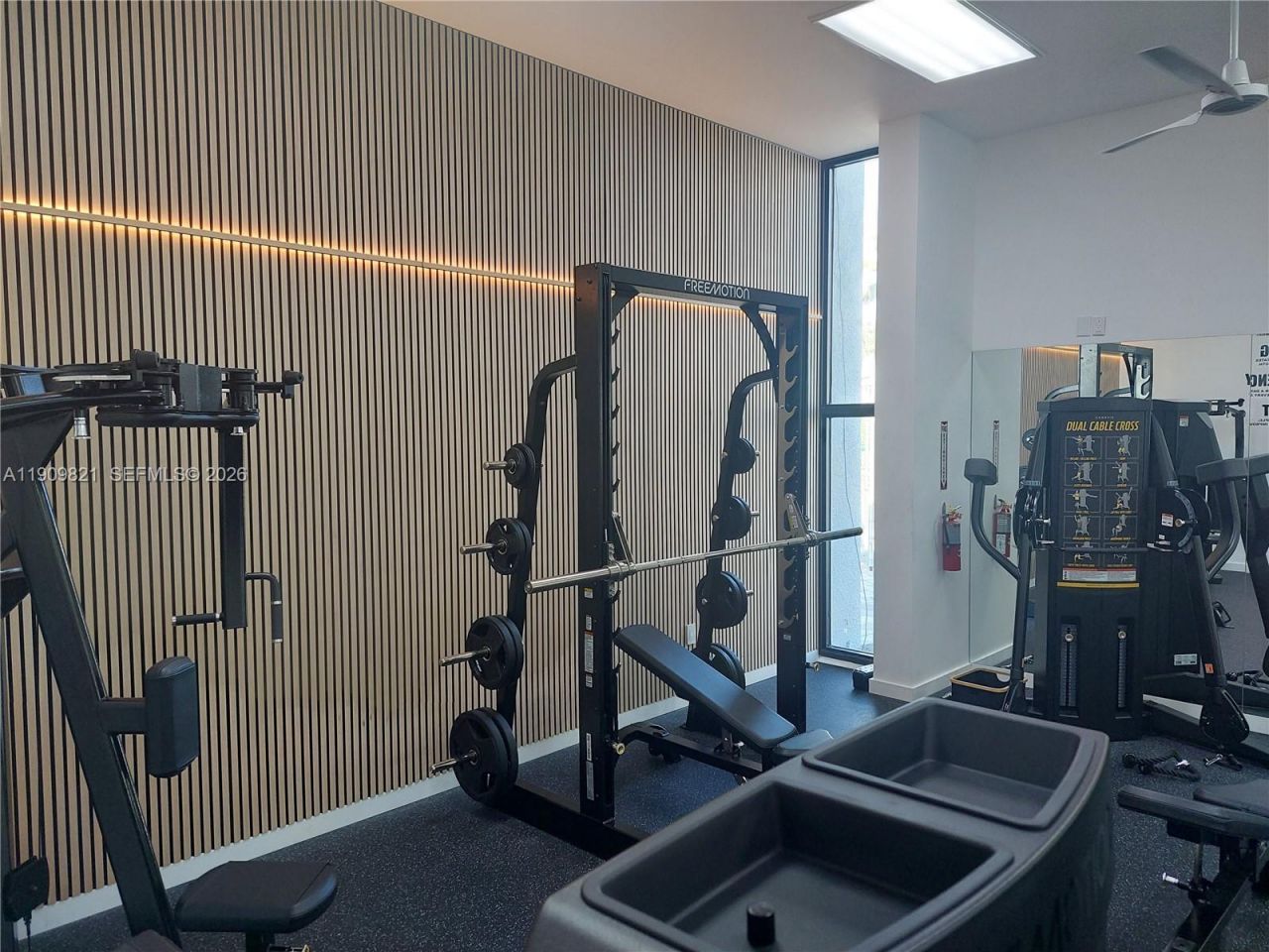 255 Poinciana Dr, Unit 605, Sunny Isles Beach, FL 33160 Photo