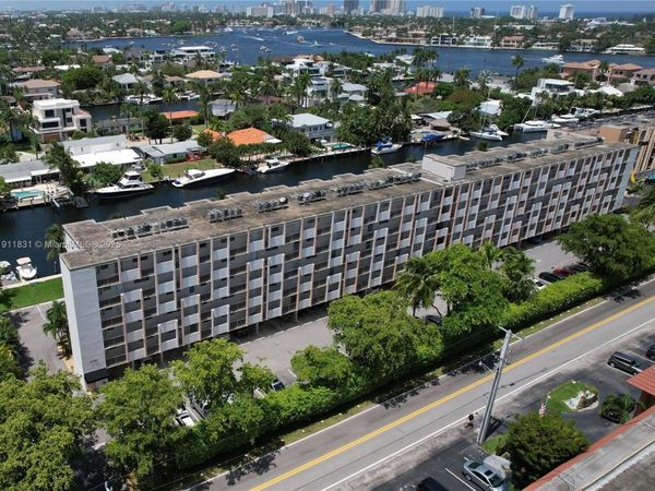 1731 SE 15th ST, Unit 205, Fort Lauderdale, FL 33316