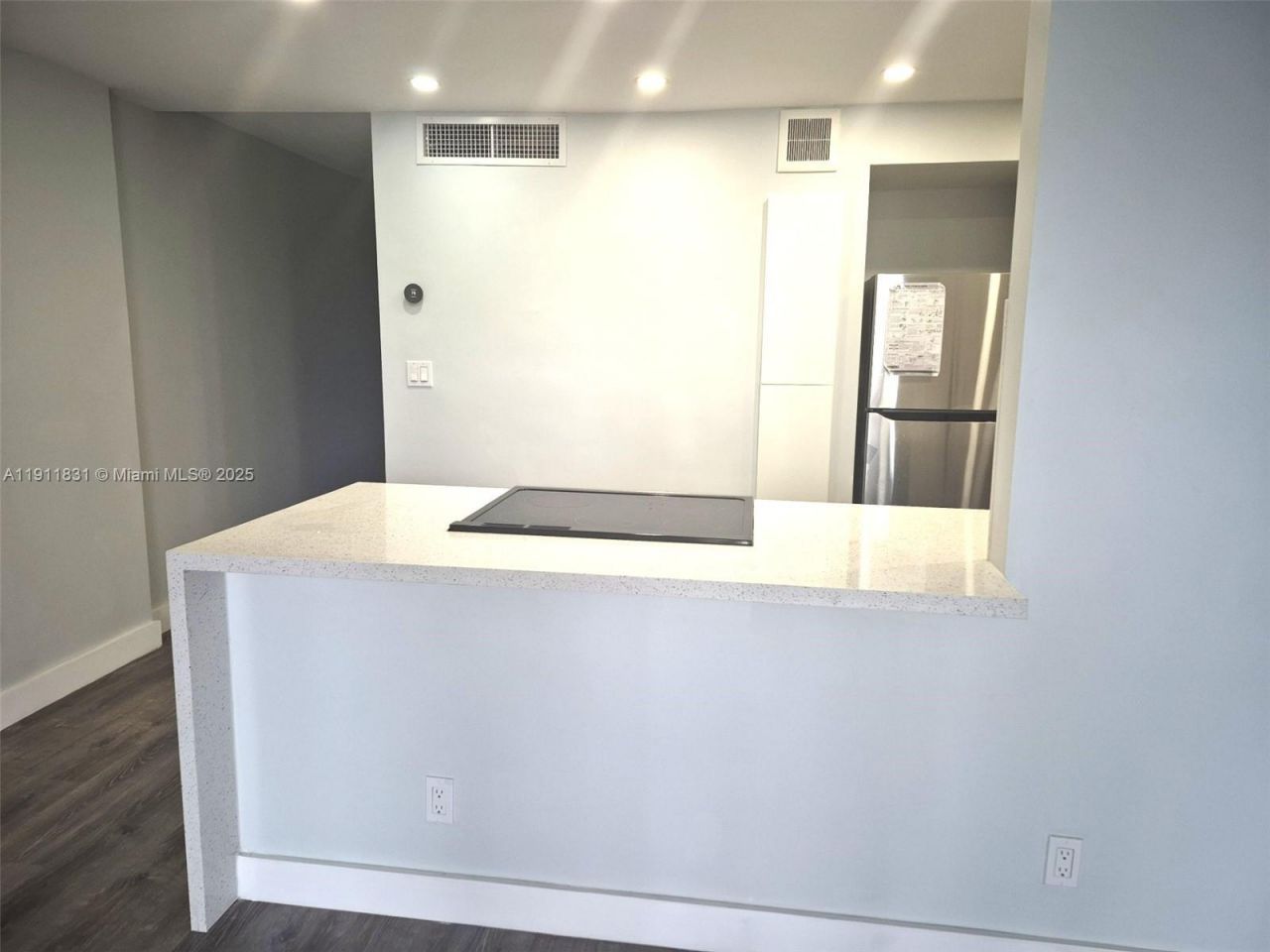 1731 SE 15th St, Unit 205, Fort Lauderdale, FL 33316 Photo