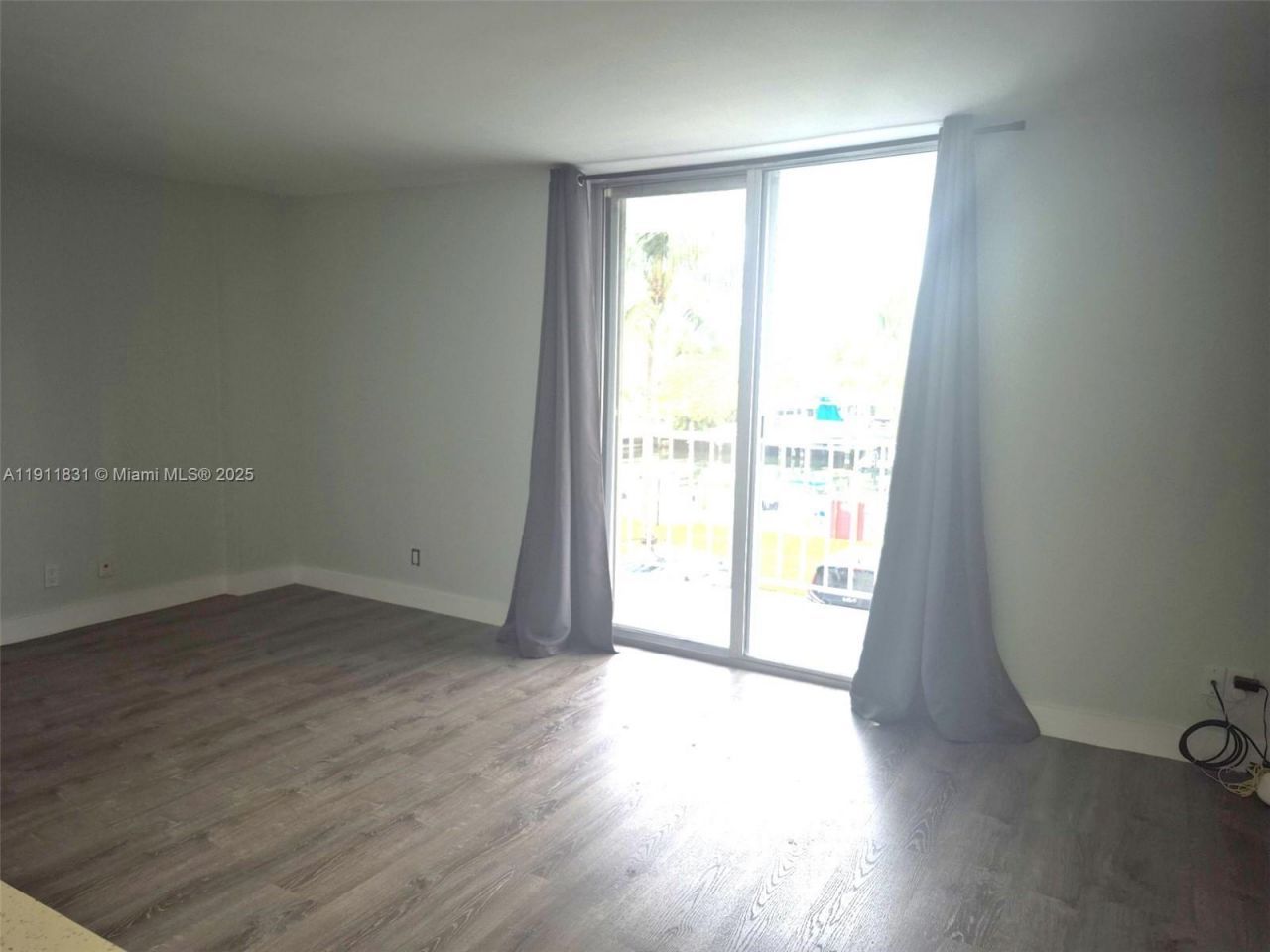 1731 SE 15th St, Unit 205, Fort Lauderdale, FL 33316 Photo