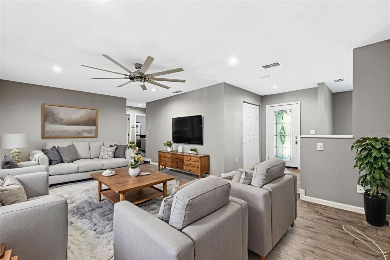 12210 State Street, Tampa, FL 33635 Photo