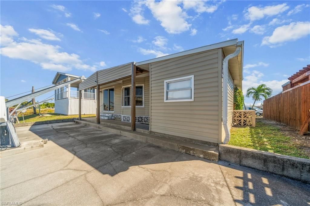 2971 York Rd, Saint James City, FL 33956 Photo