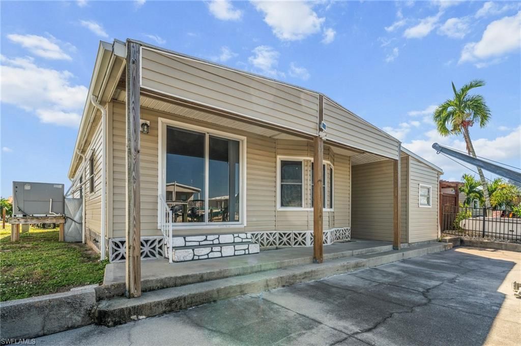 2971 York Rd, Saint James City, FL 33956 Photo