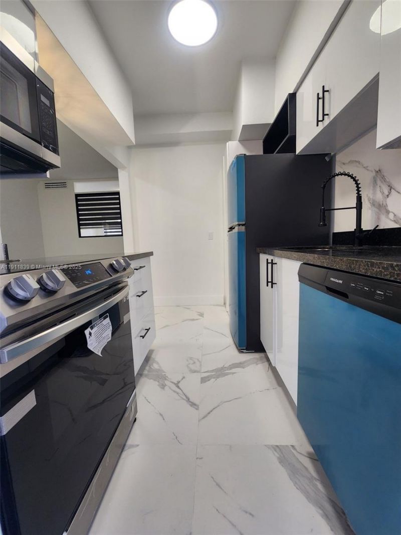 2101 Normandy Dr, Unit 103, Miami Beach, FL 33141 Photo