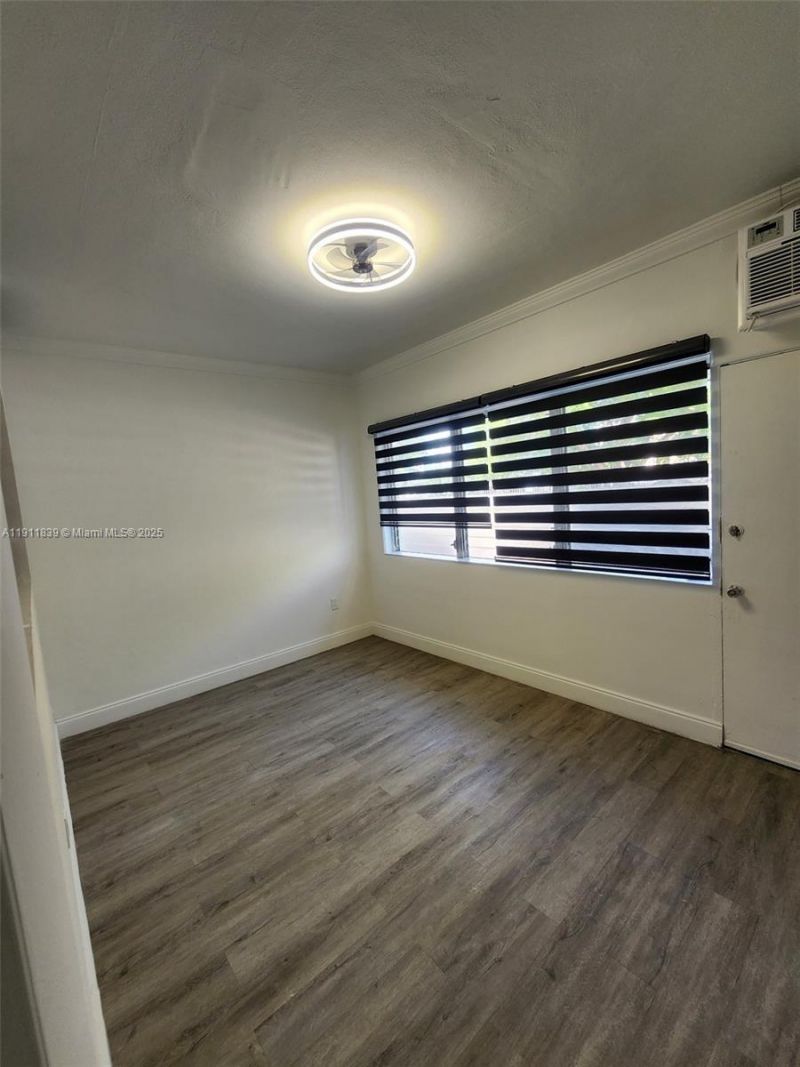 2101 Normandy Dr, Unit 103, Miami Beach, FL 33141 Photo