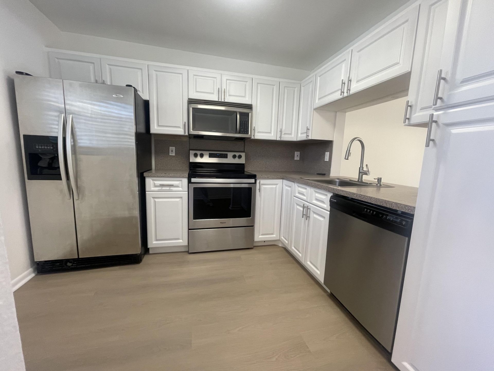 3955 N Nob Hill Road, Unit 202, Sunrise, FL 33351 Photo