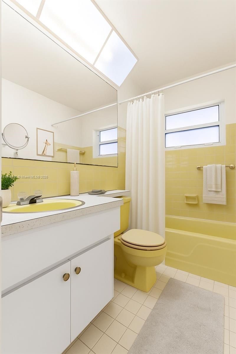 6102 NW 68th Ter, Tamarac, FL 33321 Photo