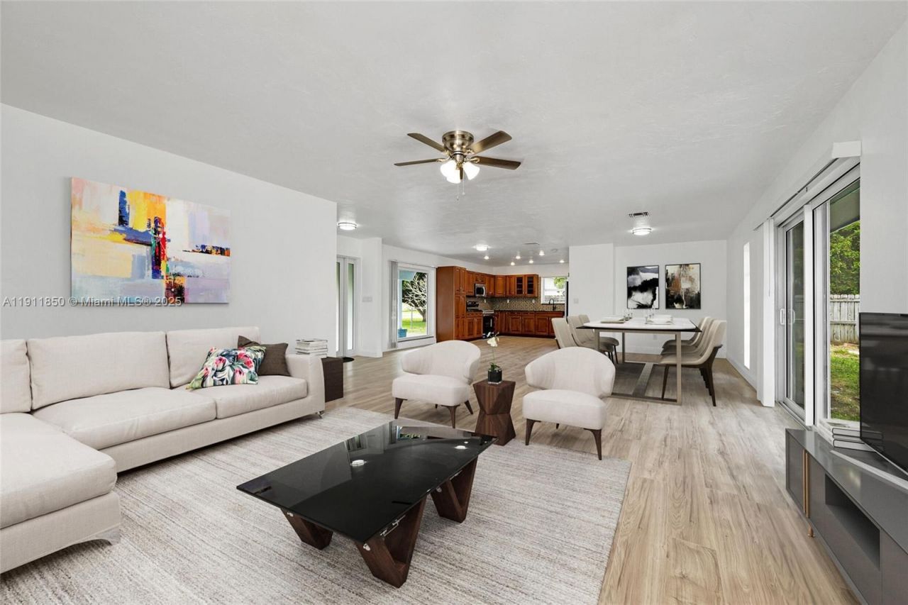 9905 SW 196th St, Cutler Bay, FL 33157 Photo