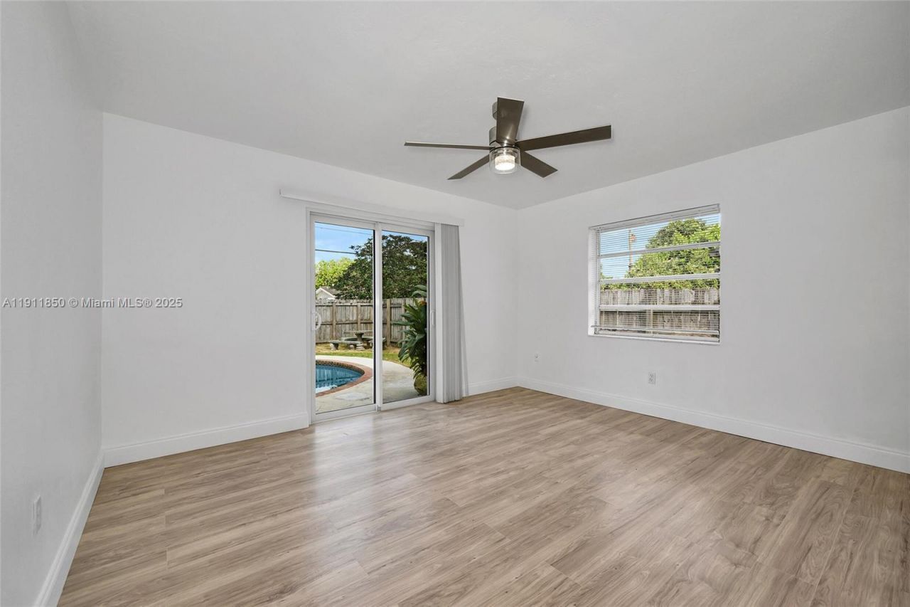 9905 SW 196th St, Cutler Bay, FL 33157 Photo