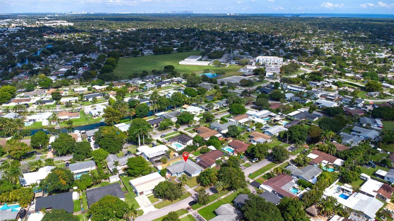 9905 SW 196th St, Cutler Bay, FL 33157 Photo