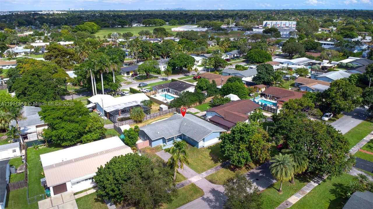 9905 SW 196th St, Cutler Bay, FL 33157 Photo