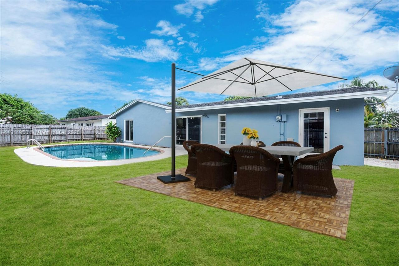 9905 SW 196th St, Cutler Bay, FL 33157 Photo