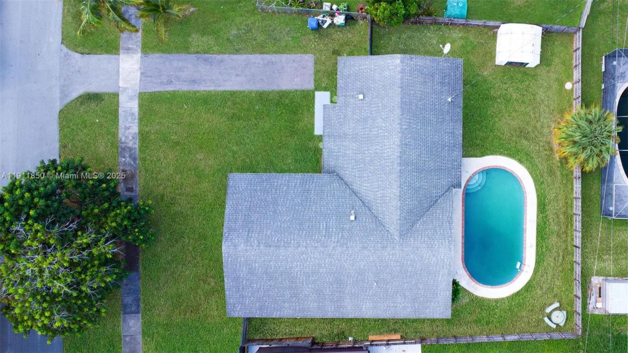 9905 SW 196th St, Cutler Bay, FL 33157 Photo