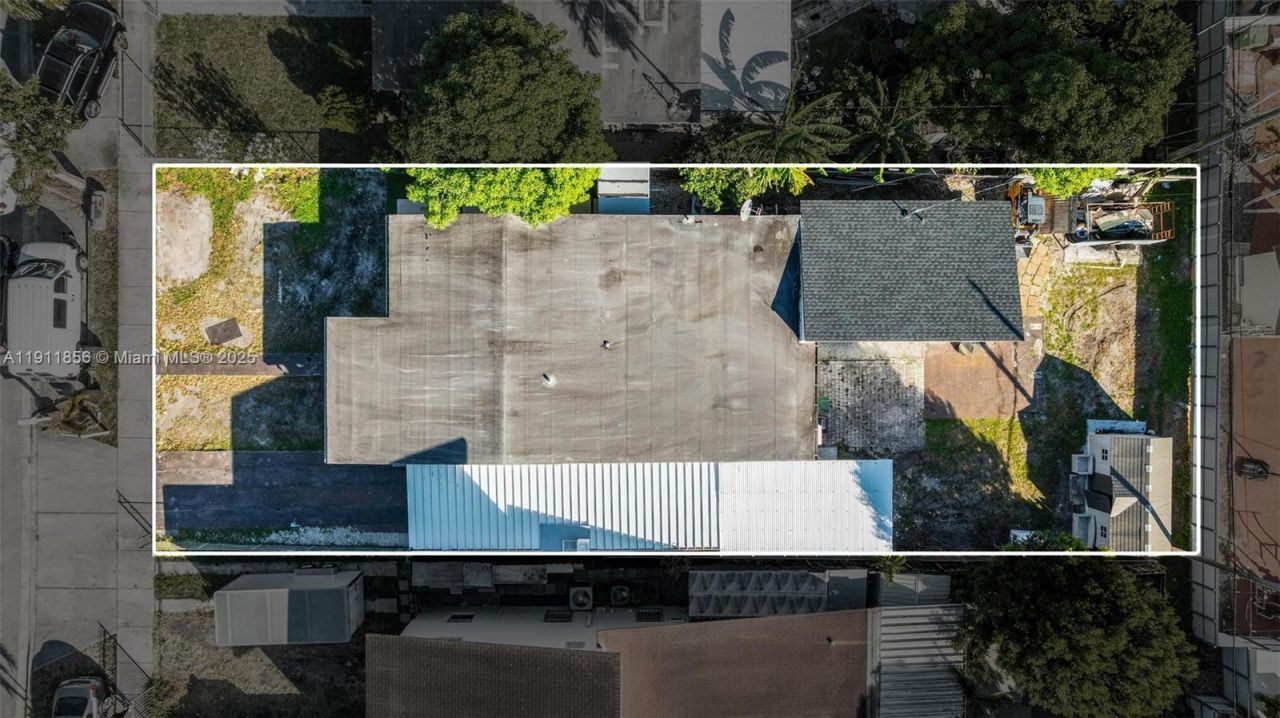 580 E 44th St, Hialeah, FL 33013 Photo