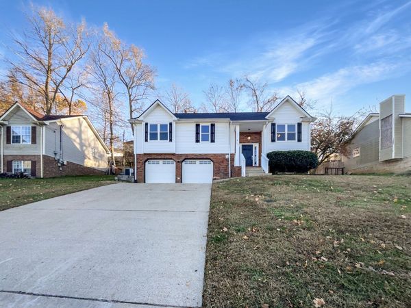 152 Whitehall Dr, Clarksville, TN 37042