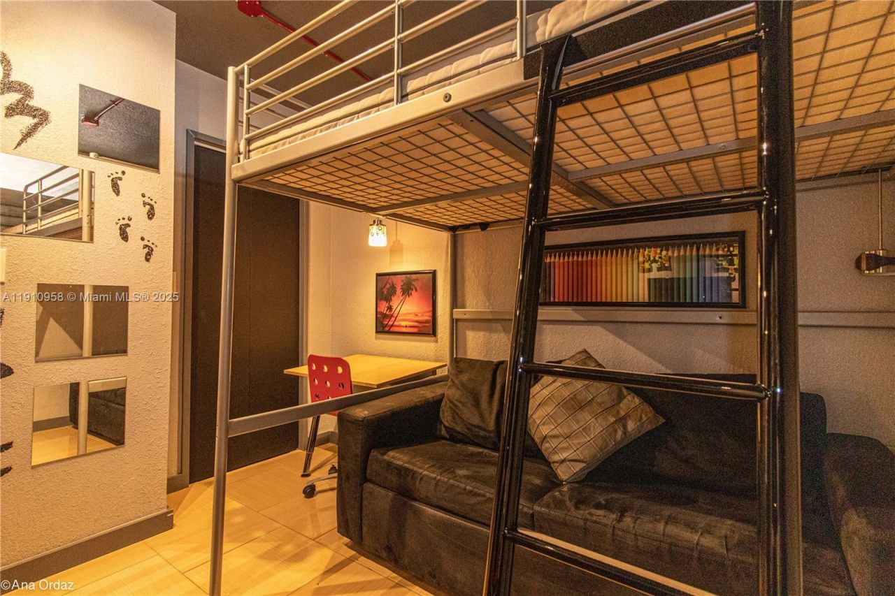 500 Three Islands Blvd, Unit 308, Hallandale Beach, FL 33009 Photo