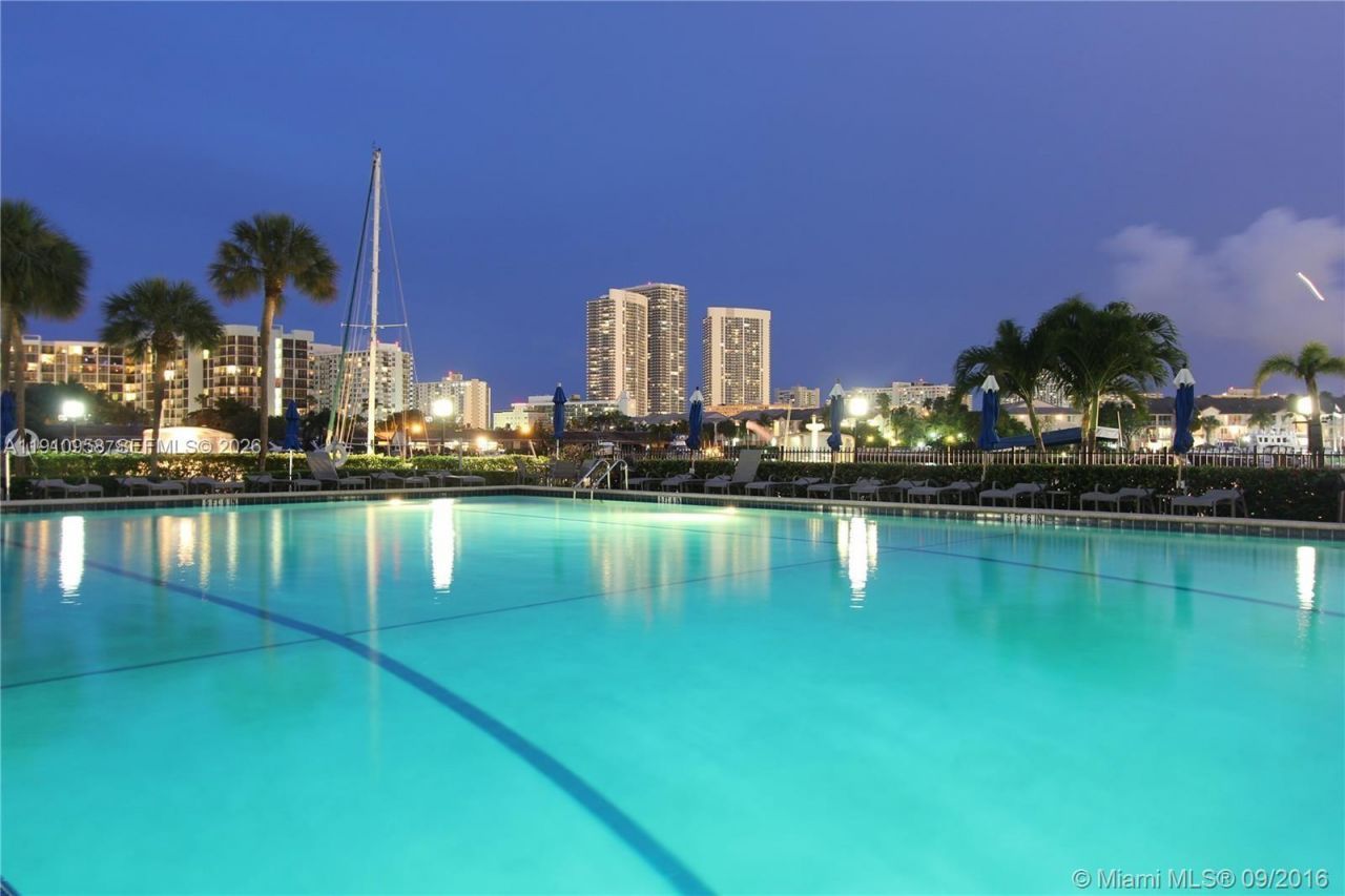 500 Three Islands Blvd, Unit 308, Hallandale Beach, FL 33009 Photo