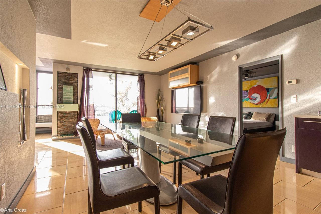 500 Three Islands Blvd, Unit 308, Hallandale Beach, FL 33009 Photo