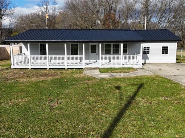 148 4th Street, Frazeysburg, OH 43822