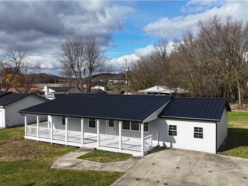 148 4th Street, Frazeysburg, OH 43822 Photo 3