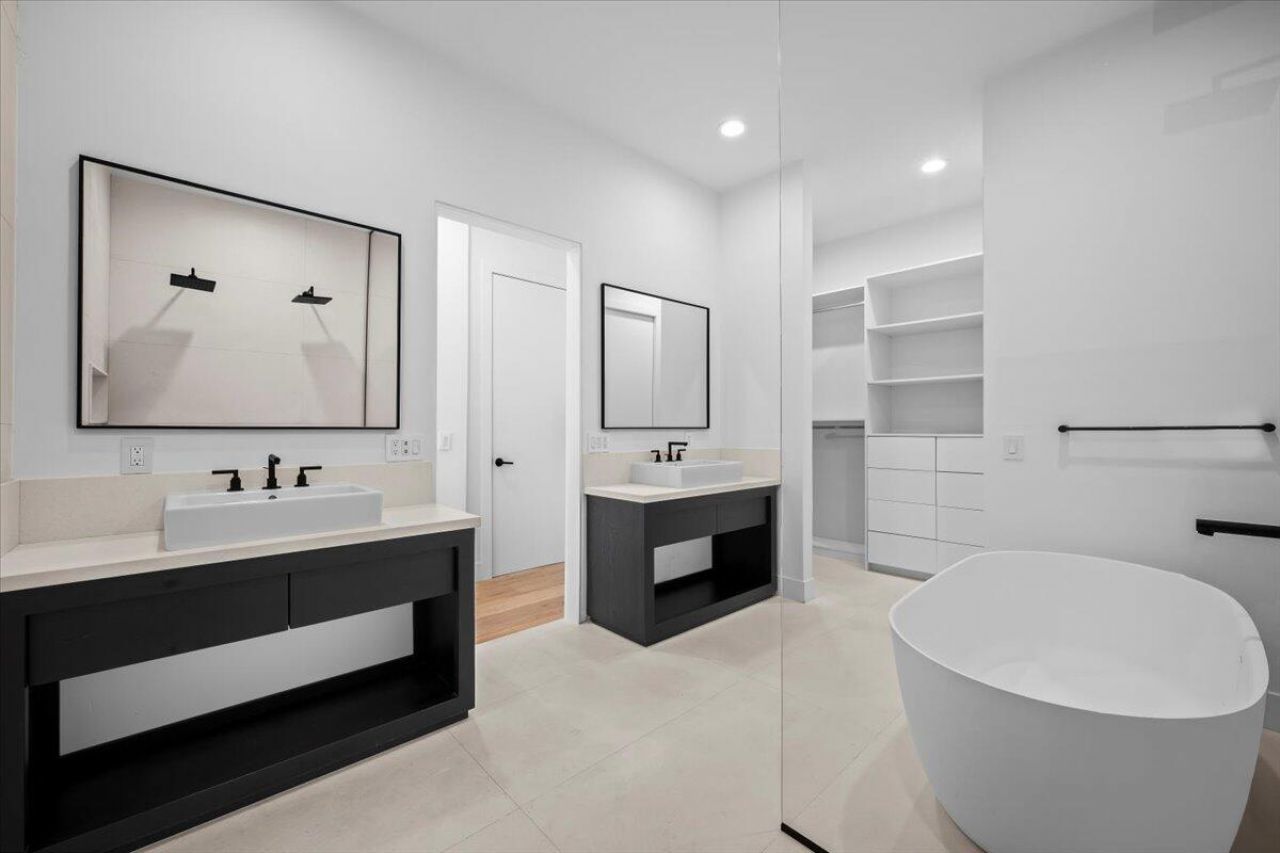 2951 Twin Oaks Way, Wellington, FL 33414 Photo