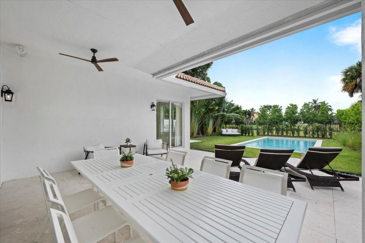 2951 Twin Oaks Way, Wellington, FL 33414 Photo