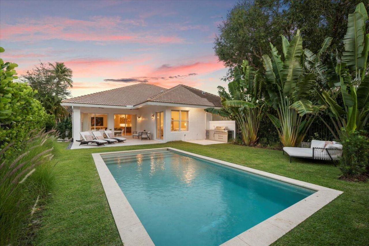 2951 Twin Oaks Way, Wellington, FL 33414 Photo