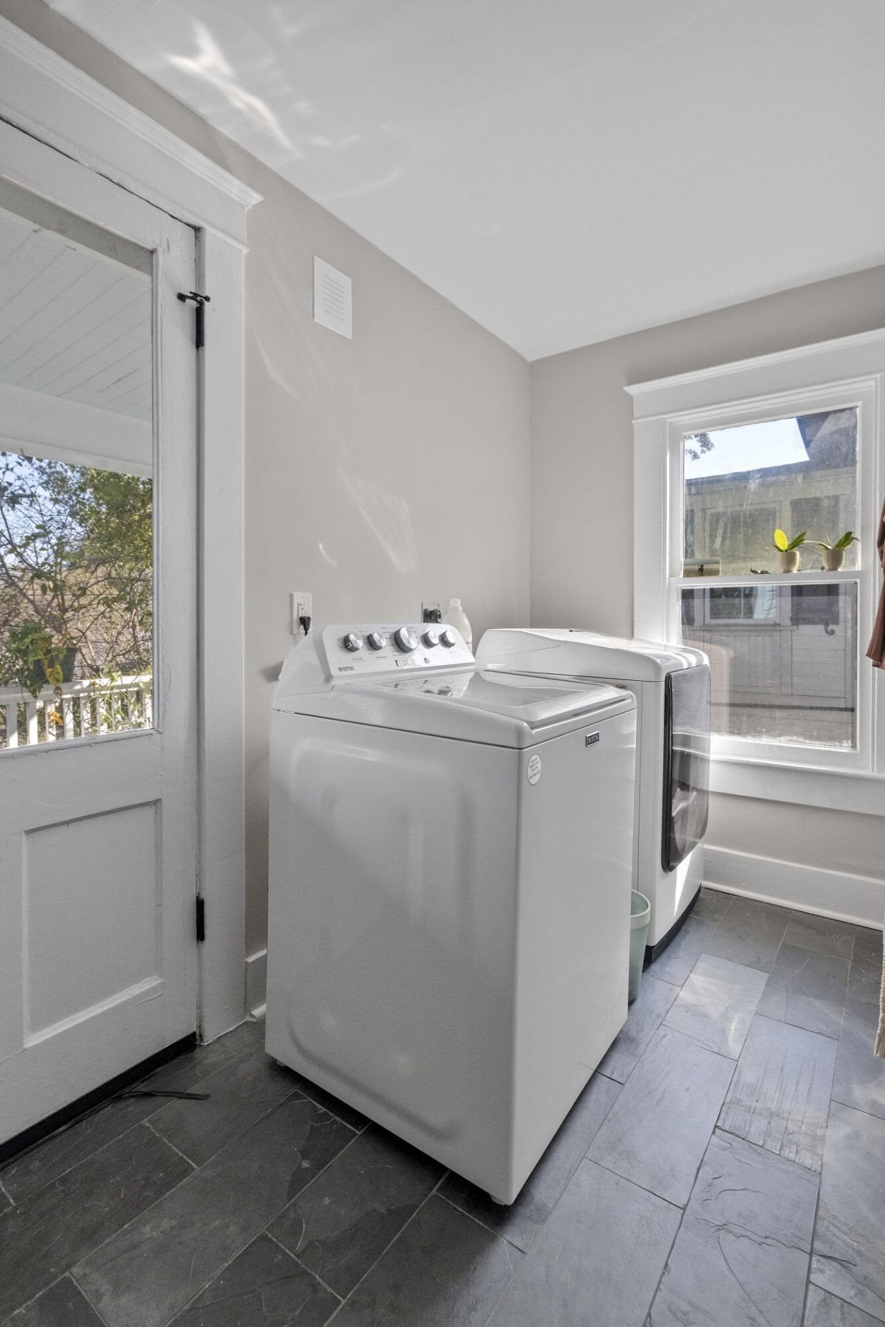 1011 Ashley Avenue Photo 42