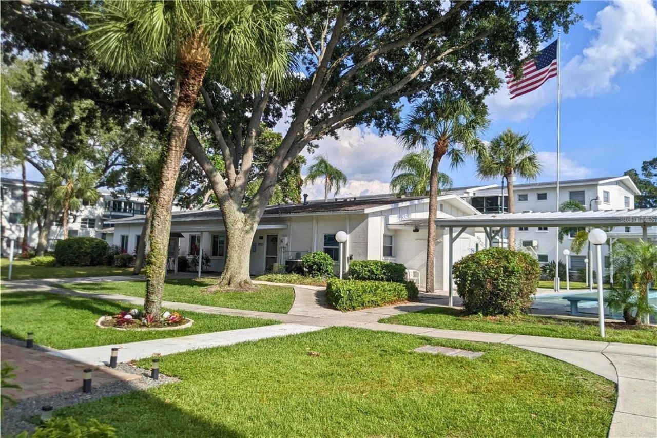 1867 Restful Drive, Unit L-22, Bradenton, FL 34207 Photo