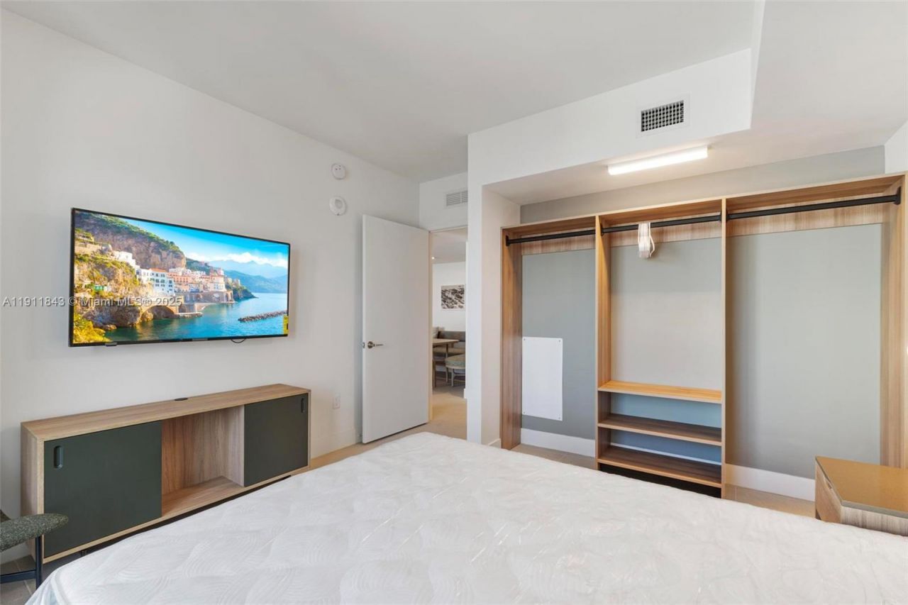 601 NE 1st Ave, Unit 2601, Miami, FL 33132 Photo