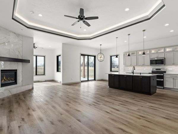 353 Ridge View Drive, Unit 11, Milton, WI 53563