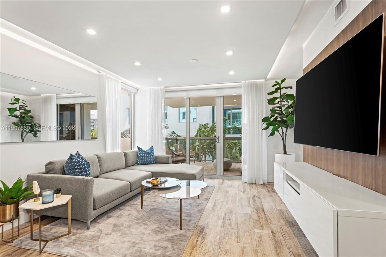 9261 E Bay Harbor Dr, Unit 407, Bay Harbor Islands, FL 33154 Photo