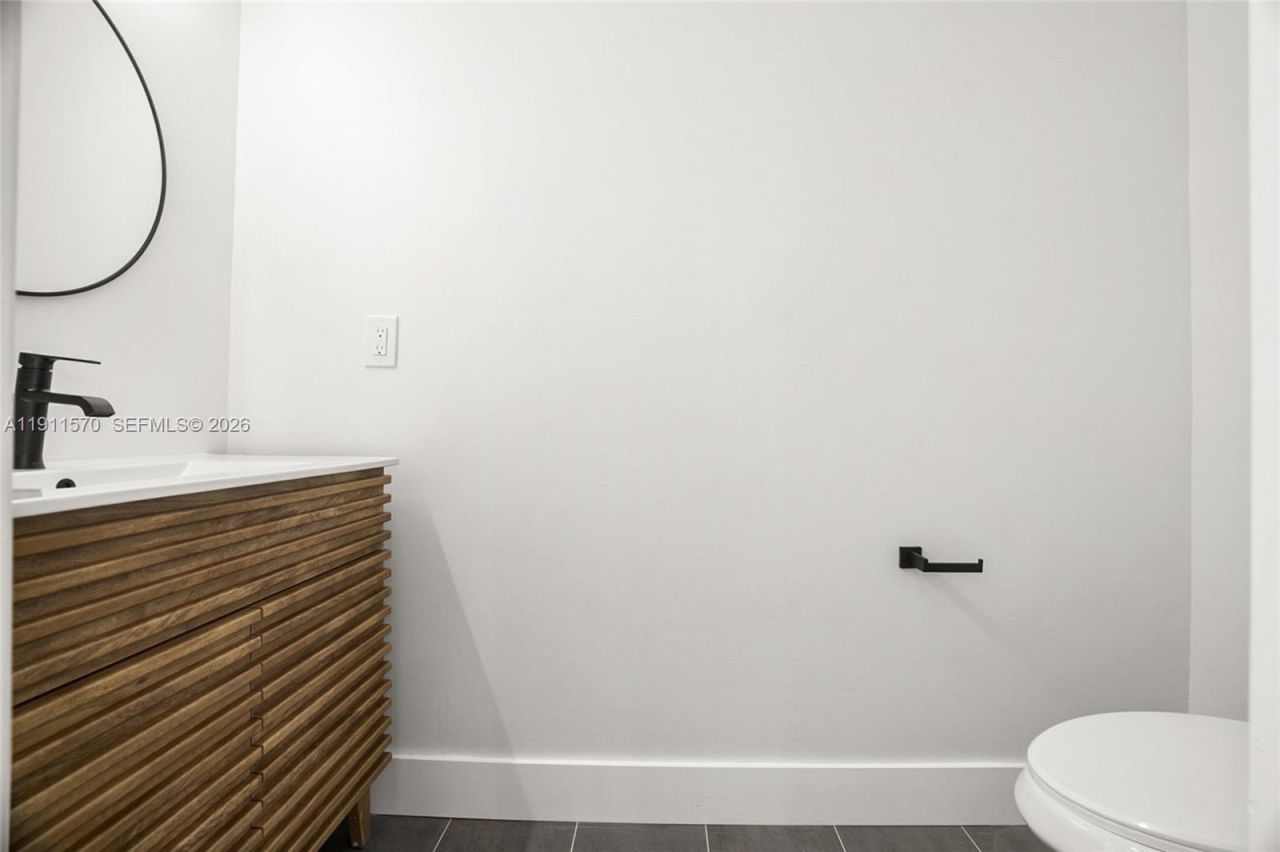 2611 Oakbrook Ln, Weston, FL 33332 Photo