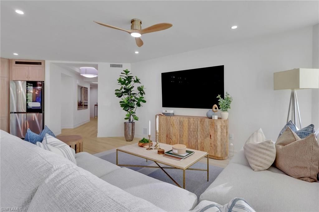 2728 Tiburon Blvd E, Unit 302, Naples, FL 34109 Photo